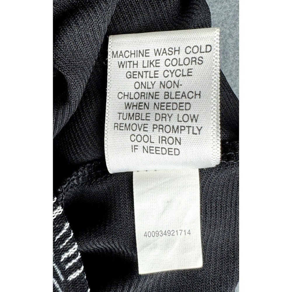 Croft & Barrow Top Sz 2X Gray Black Geometric Ruffle V-Neck Short Sleeve