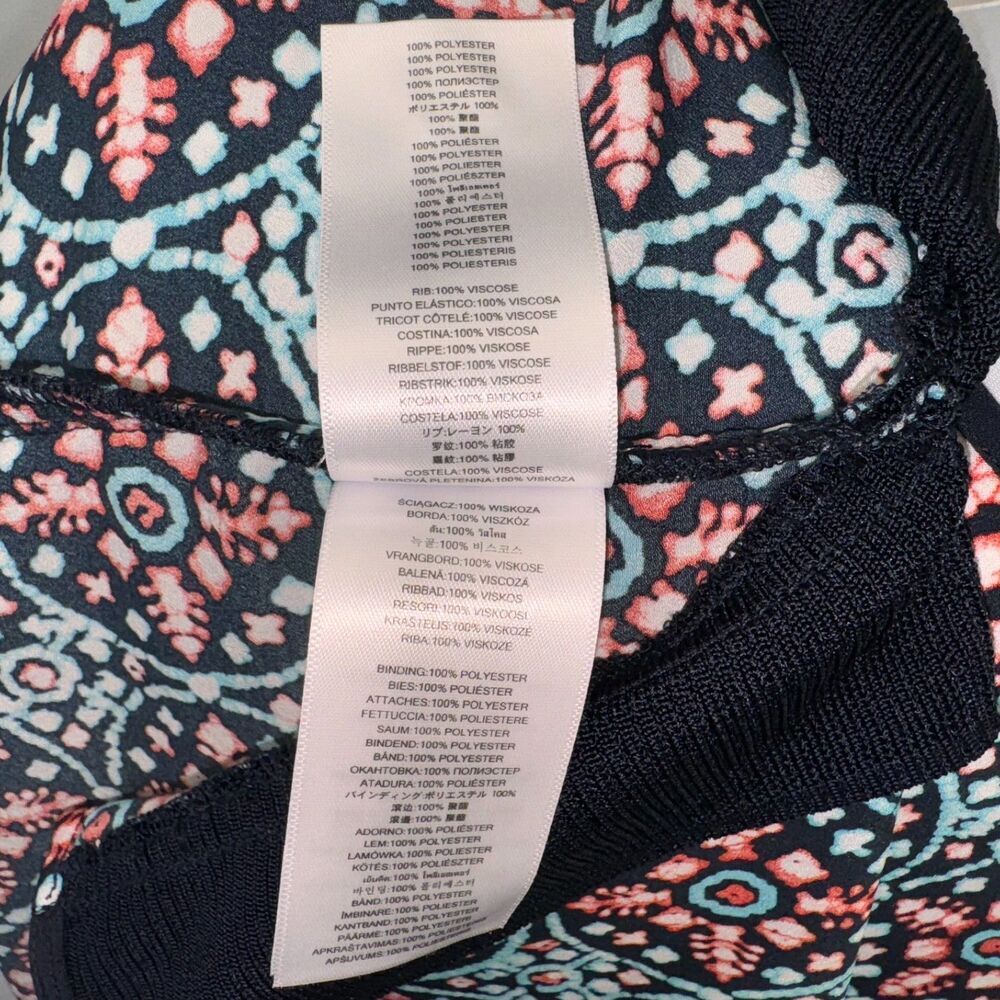 Michael Kors Ladies Blouse Sz M Multicolor Boat Neck Sleeveless solid knit trim