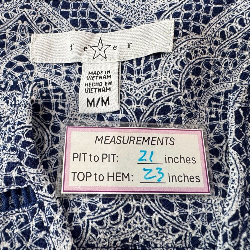 Fever Women Top Sz M Blue White Print Split Neck 3/4 Sleeve Ladder Trim