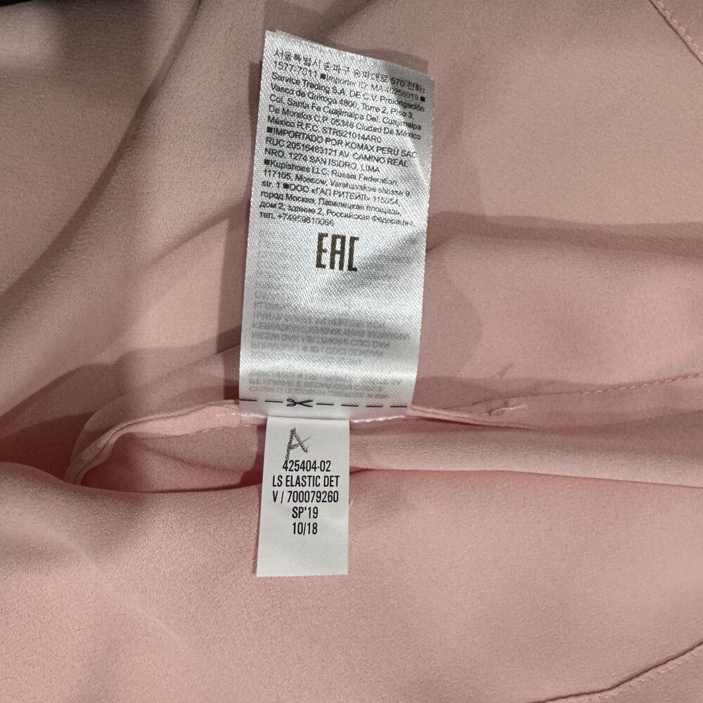 Banana Republic NWT Sheer Pink Sz XS Elastic Crew Neck Long Sleeve Flutter Cuffs