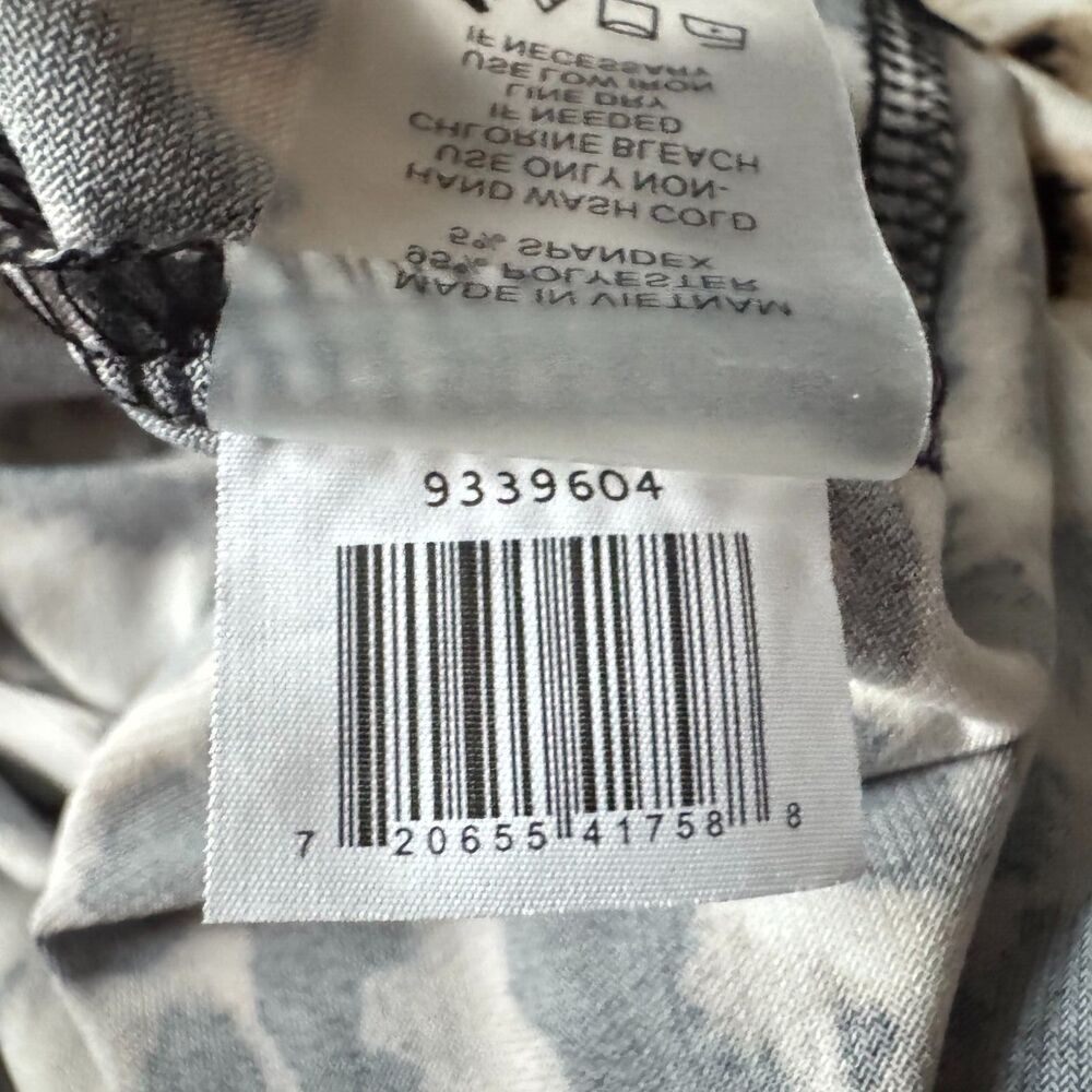 Vince Camuto Top Sz S Beige Black Leopard Print V-Neck Sleeveless