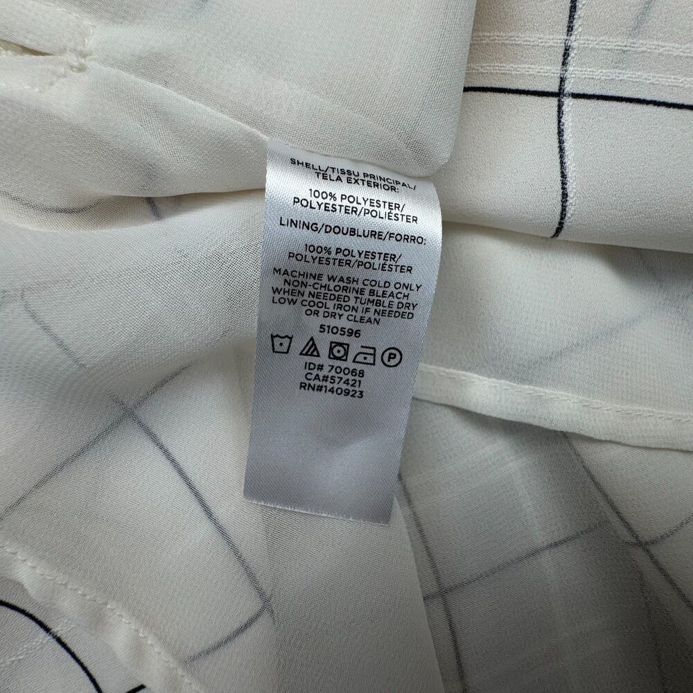 LOFT Top Sz M Ivory Plaid Round Neck Short Sleeve Keyhole Back Peplum Lined