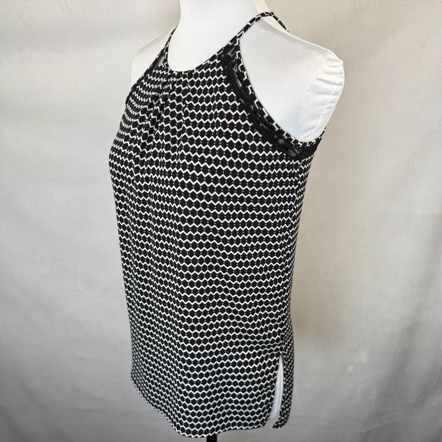 Candies Women Halter Top Sz XS Black White Geometric Print Sleeveless Lace Trim