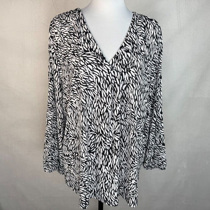 Vince Camuto Black White Top Sz XXL VNeck Elastic Cuff Long Sleeve Pullover