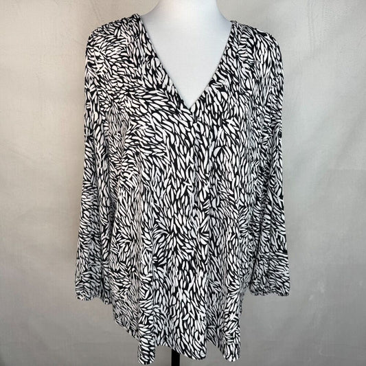 Vince Camuto Black White Top Sz XXL VNeck Elastic Cuff Long Sleeve Pullover