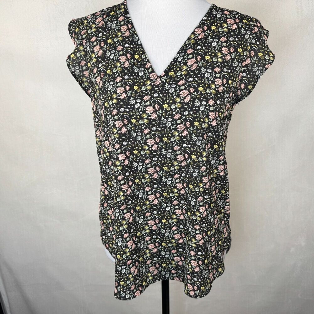 LOFT Top Sz XS Black Blouse Multicolor Floral Print VNeck Ruffle Cap Sleeve