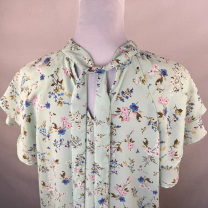 Pleione Top Sz L Sheer Green Floral Tie Around Neck Flutter Short Sleeve