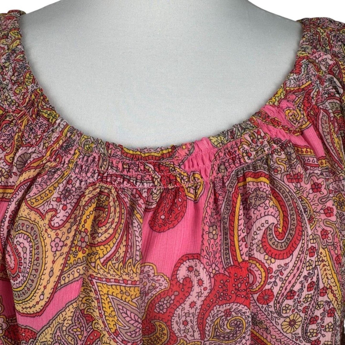Tommy Hilfiger Women's Blouse Sz M Chiffon Lined Paisley Long Sleeves