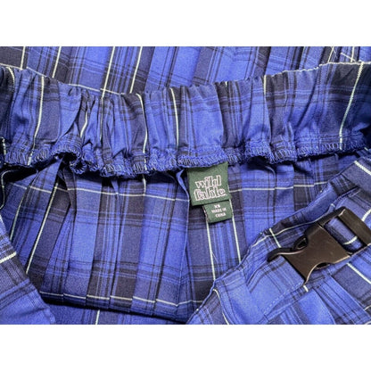 Wild Fable Ladies Sz XS Plaid Skirt Pleated Blue and green lines