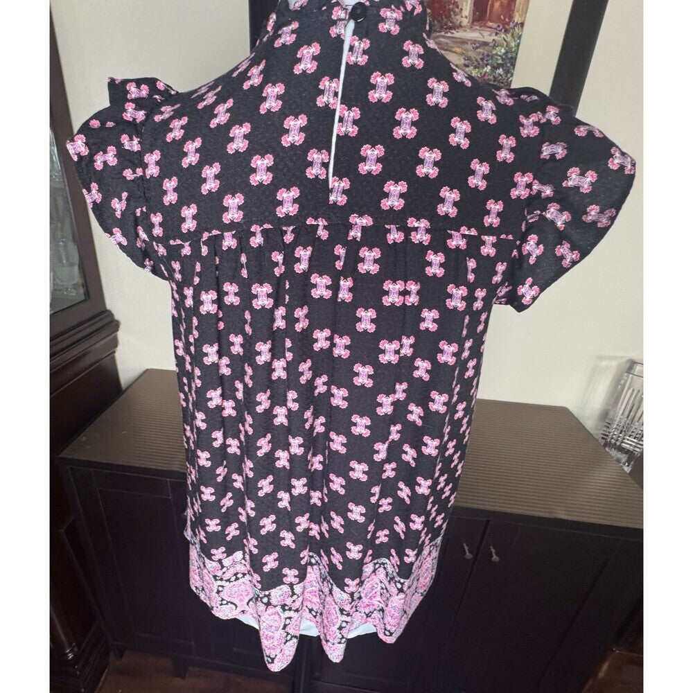 Rose & Olive Top Sz S Black Floral Ruffle Crew Neck Crochet Trim Flutter Sleeve