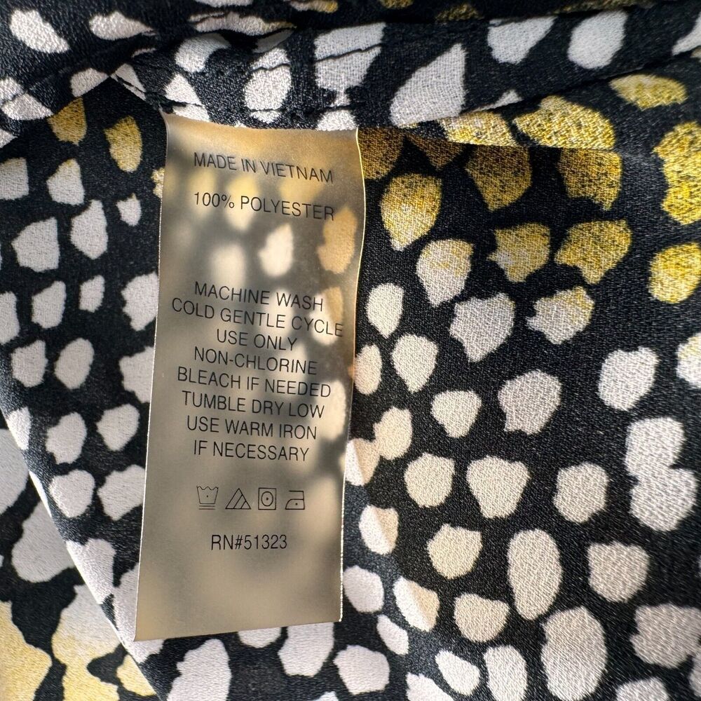 Chaus New York Top Sz M Yellow Black White Safari Front Zip V-Neck Sleeveless