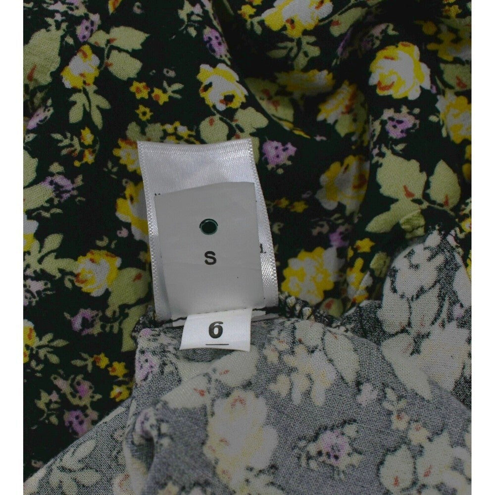 So Goods For Life Juniors Short Sleeve Crop Top V-Neck Floral Black Sz S NWT