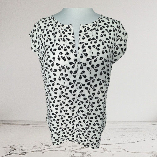 Ann Taylor Top Sz S White Black Print Split Neck Pleated Sleeveless Lightweight