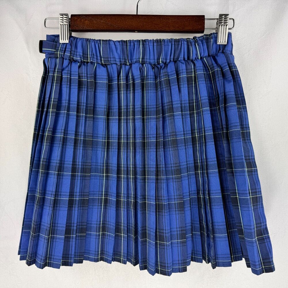 Wild Fable Ladies Sz XS Plaid Skirt Pleated Blue and green lines