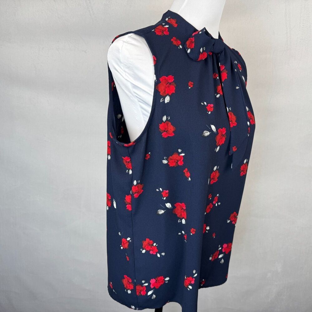 Elle Women Sz S Blouse Navy Floral Hi Neck Tie Keyhole Back Sleeveless