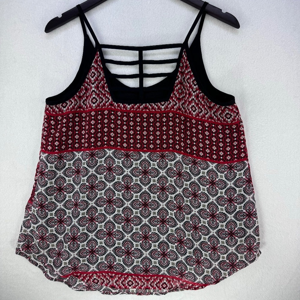 By and By Top Juniors Women Size Medium Pullover Round neck red black
