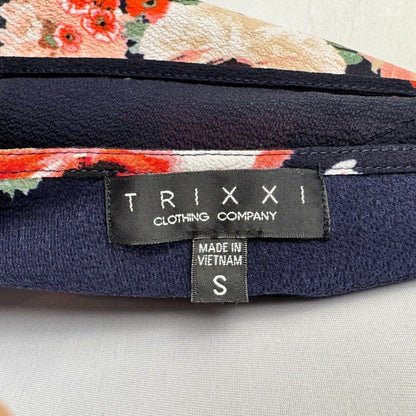 Trixxi Clothing Co Romper Sz S Black Navy Floral Ruffled Sleeve Surplice Wrap