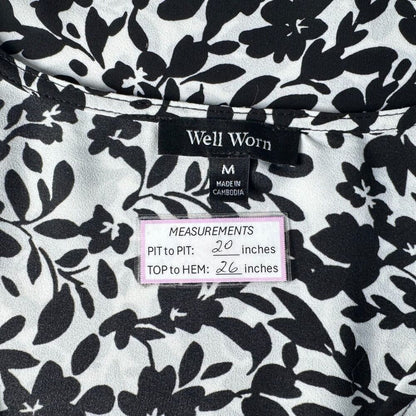 Well Worn Sz M White Blouse Black Floral Print Elbow Sleeve V Neck NWT B1968