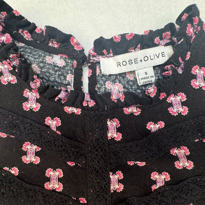 Rose & Olive Top Sz S Black Floral Ruffle Crew Neck Crochet Trim Flutter Sleeve