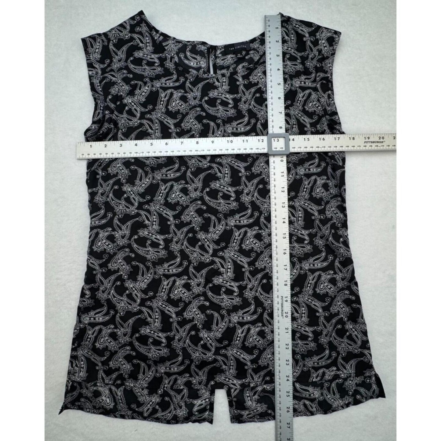 The Limited Women Top Sz XS Black White Paisley Print Round Neck Cap Sleeves