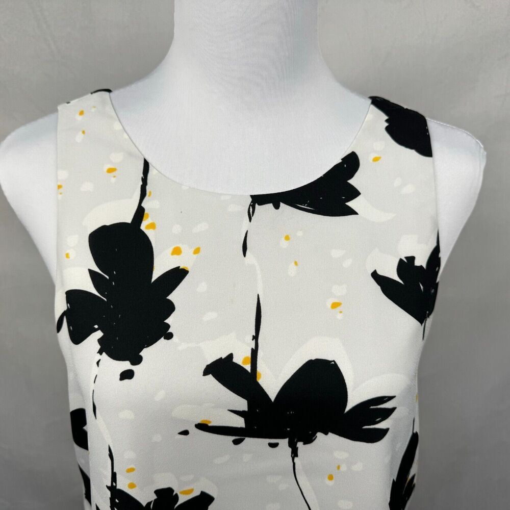 Cooper & Ella Top Sz XS Layered Off White Front Round Neck Floral Back VNeck
