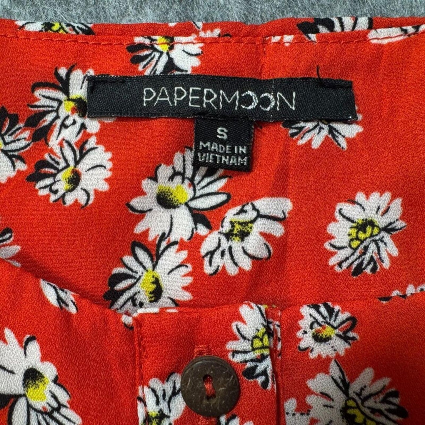 Papermoon Women Top Sz S Red Flower Print Buttons Round Neck Straps Front Tie