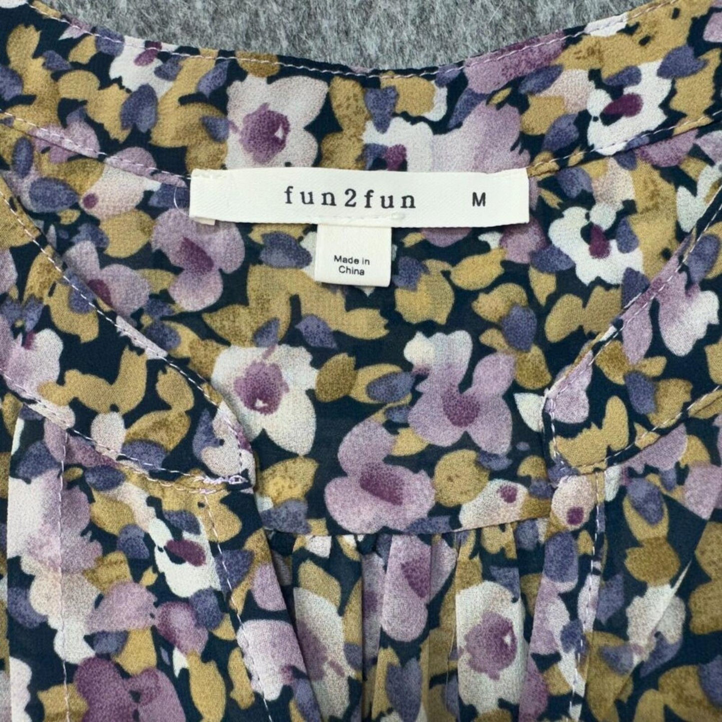 Fun2Fun Women Top Sz M Sheer Henley Sleeveless Chiffon Floral Print Multicolor