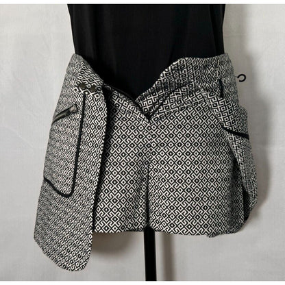 Intermix NWT Ladies Skort Sz S Cotton Blend Black White 4 pockets zipper closure