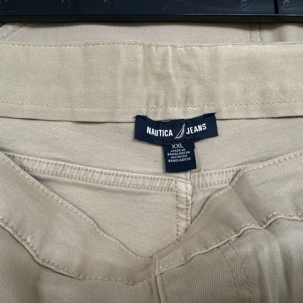 Nautica Jeans Ladies Sz XXL Beige Pull-On Stretch Shorts High Rise Chino
