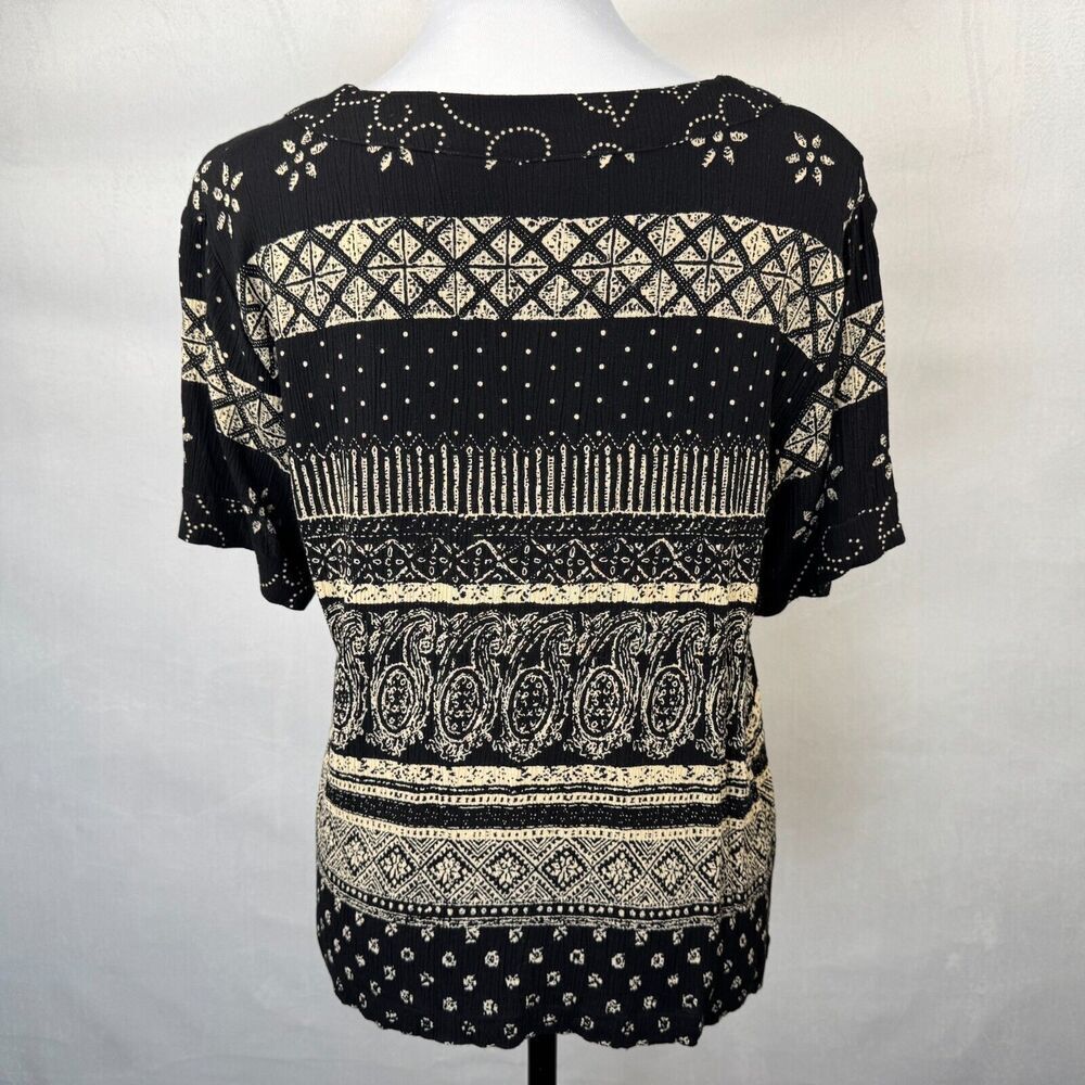 Draper’s & Damon’s Women Shirt Sz M Black Tan Round Neck Short Sleeve Rayon