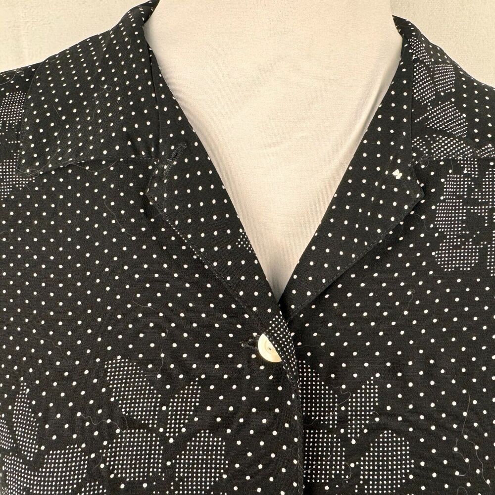 Liz Claiborne Sport Sz M Button-up Short Sleeve Blouse Floral & White Polka Dots