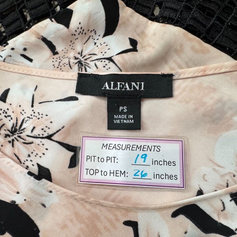 Alfani Women Sz PS Asymmetrical Top Floral Print Crochet Trim Round 3/4 sleeve