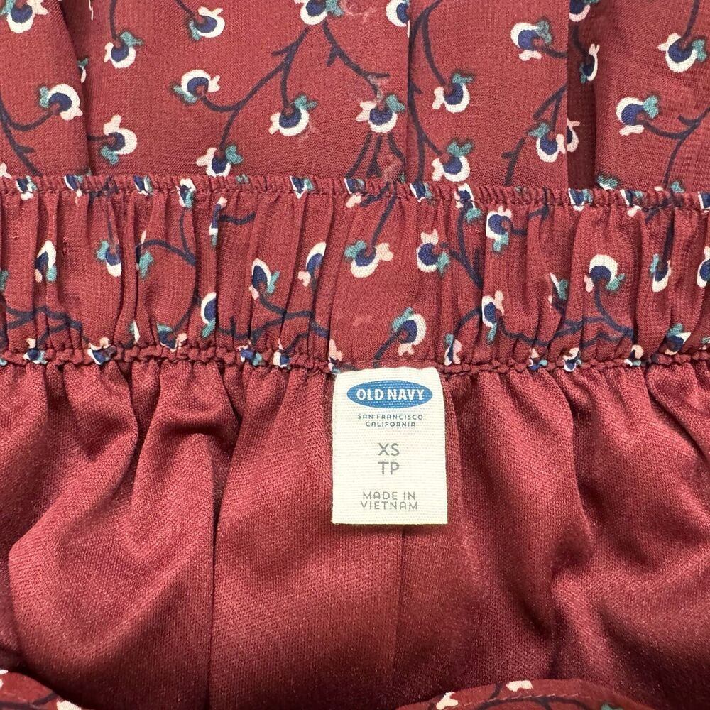 Old Navy Flare Skirt XS Mini Pleated Burgundy Floral Elastic Waist Pullover
