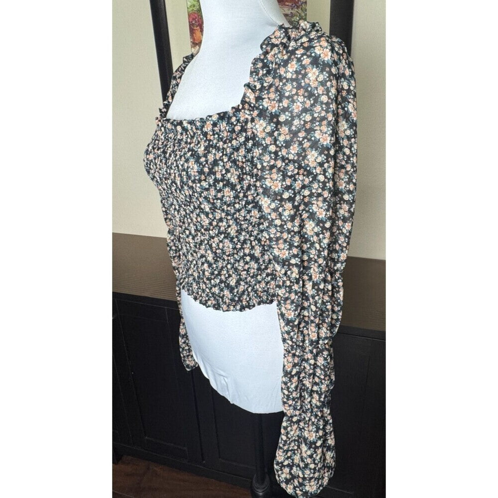 Wild Fable Top Sz M Cropped Black Floral Square Neck Long Sheer Sleeve Lined