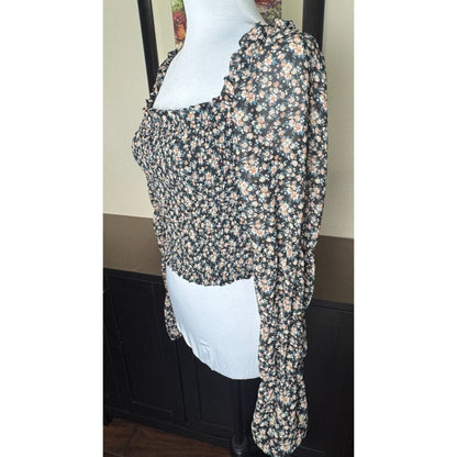 Wild Fable Top Sz M Cropped Black Floral Square Neck Long Sheer Sleeve Lined