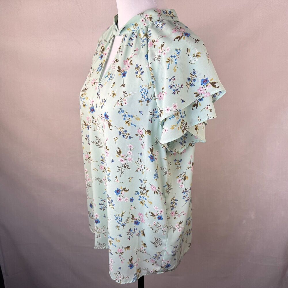 Pleione Top Sz L Sheer Green Floral Tie Around Neck Flutter Short Sleeve