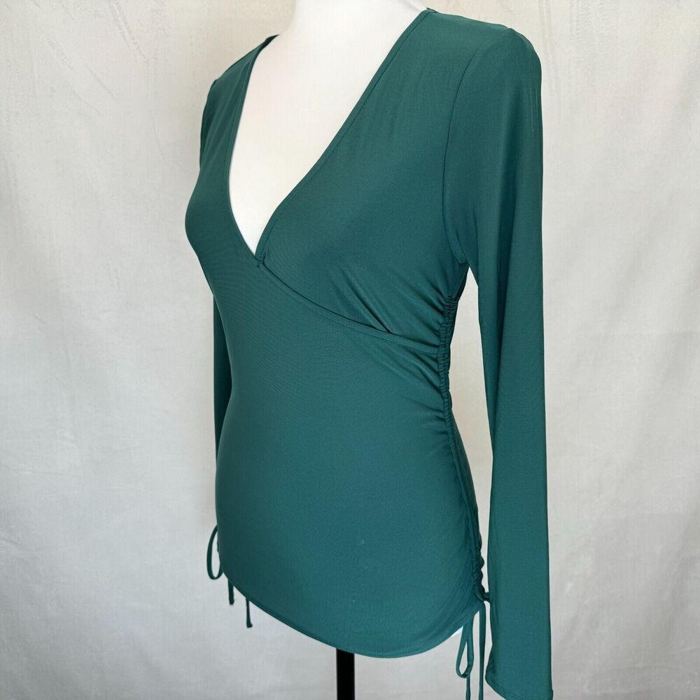 Meraki Top Sz M Green V-Neck Adjustable Ruched Sides Long Sleeve