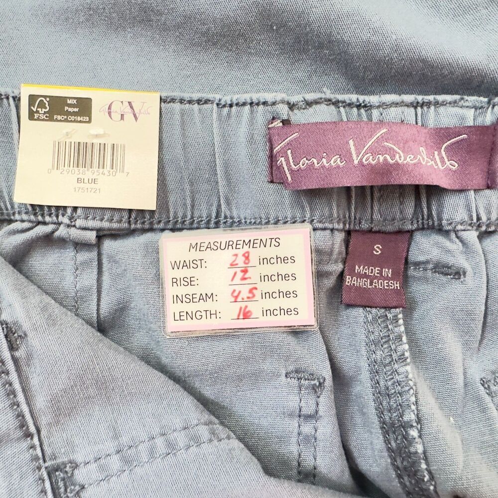 Gloria Vanderbilt Ladies Blue Utility Short Size S Zipper Pockets