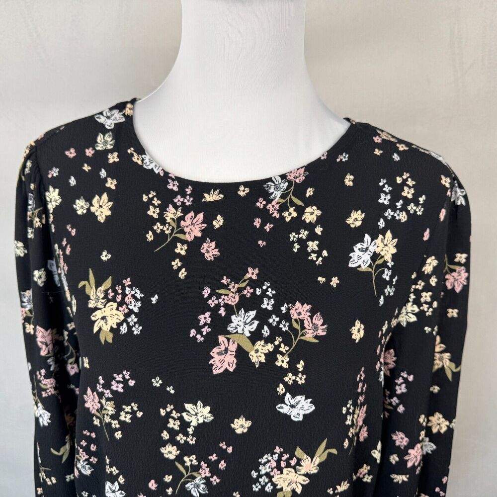 Elodie Women Top Sz L Black Floral Round Neck Keyhole Ruched Sides Ruffle Sleeve