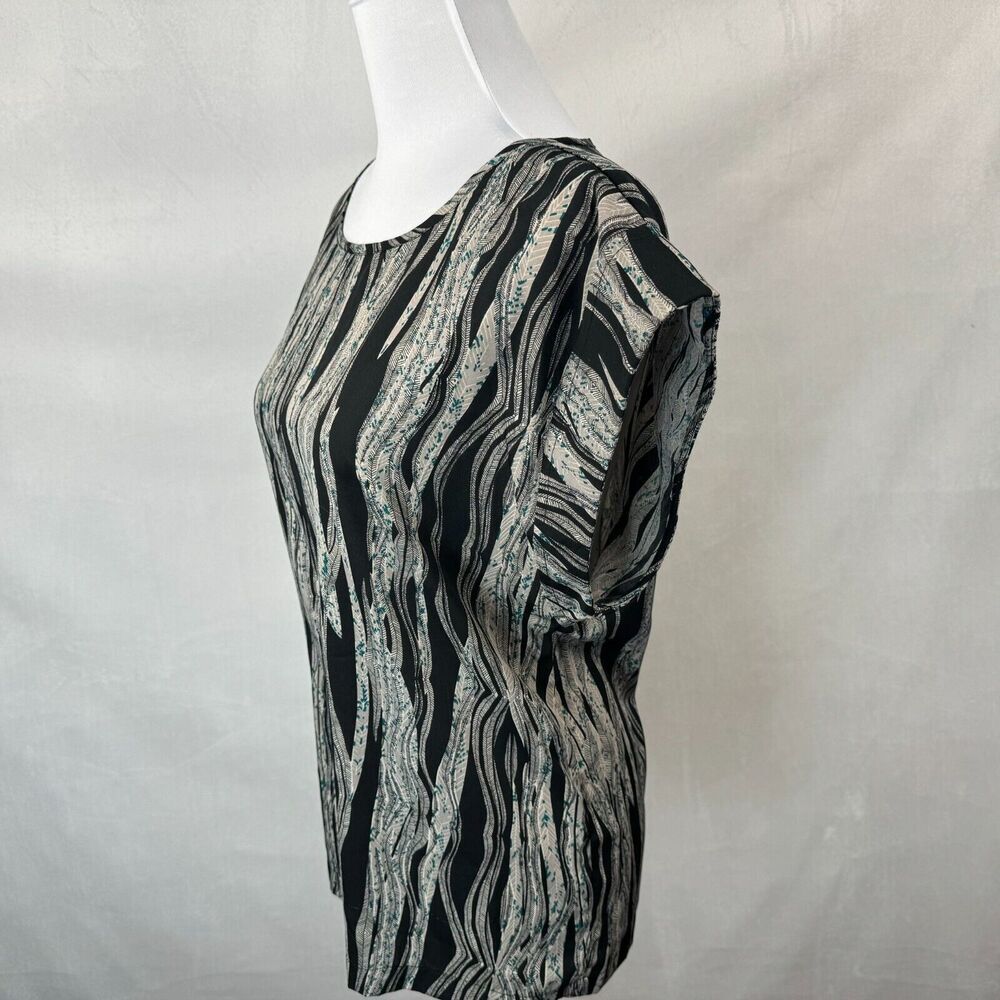 W118 by Walter Baker Top Sz L Black Gray Green Print Round Neck Cap Sleeve