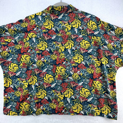 LuLaRoe Blouse Button Down Floral 2pockets raglan sleeves Size Medium
