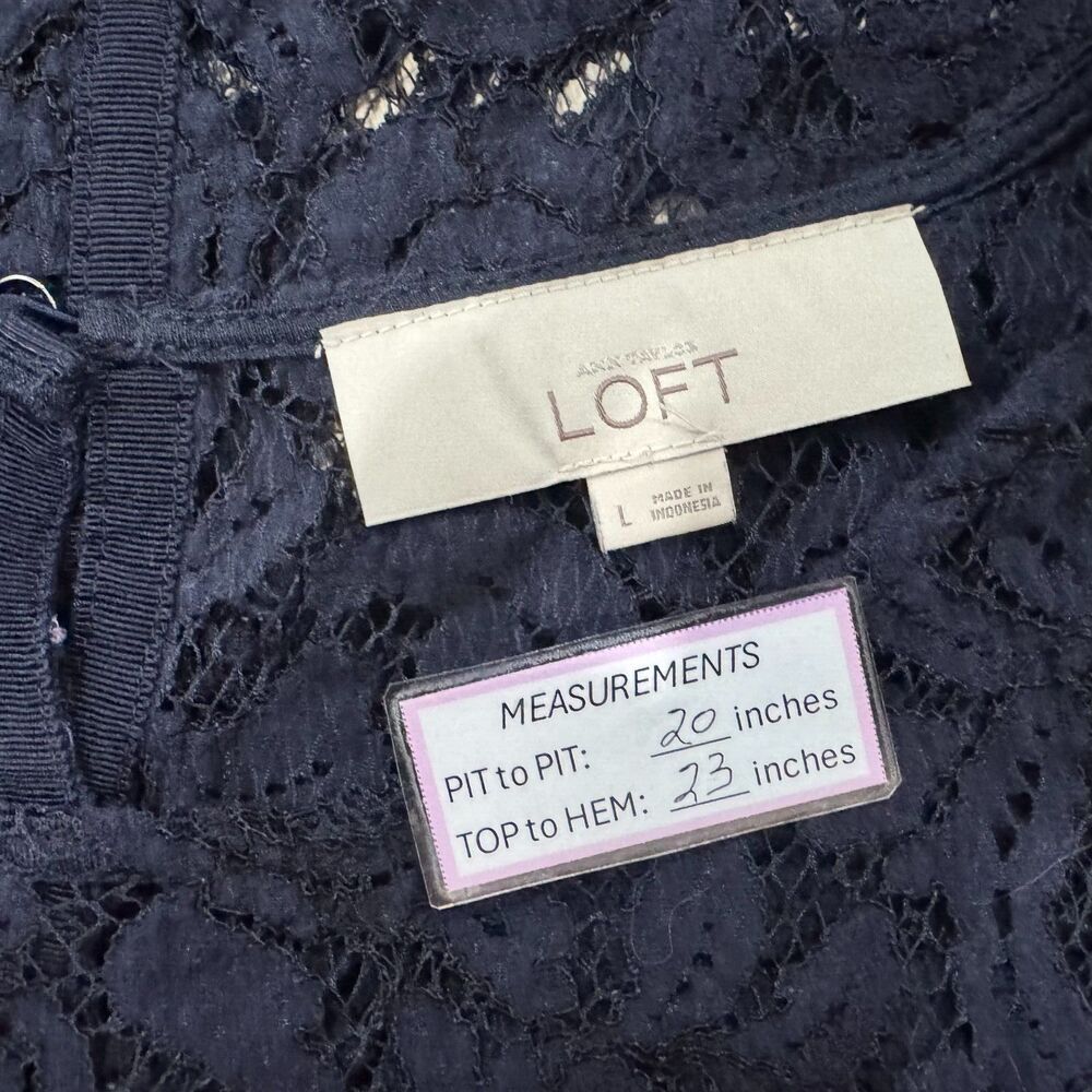 Loft Women Sz L Navy Lace Crochet Round Neck Cap Sleeve