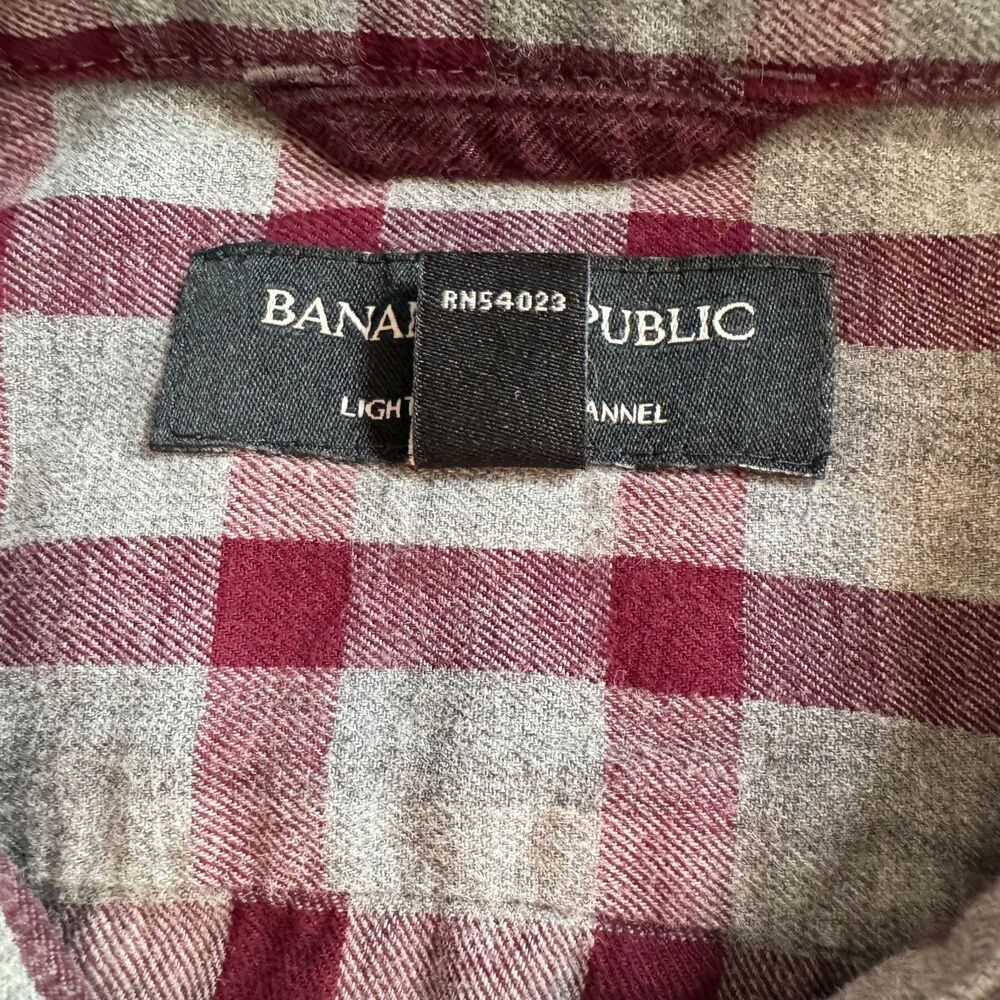 Banana Republic Shirt Men Sz S Red Gray Plaid Lightweight Flannel Casual
