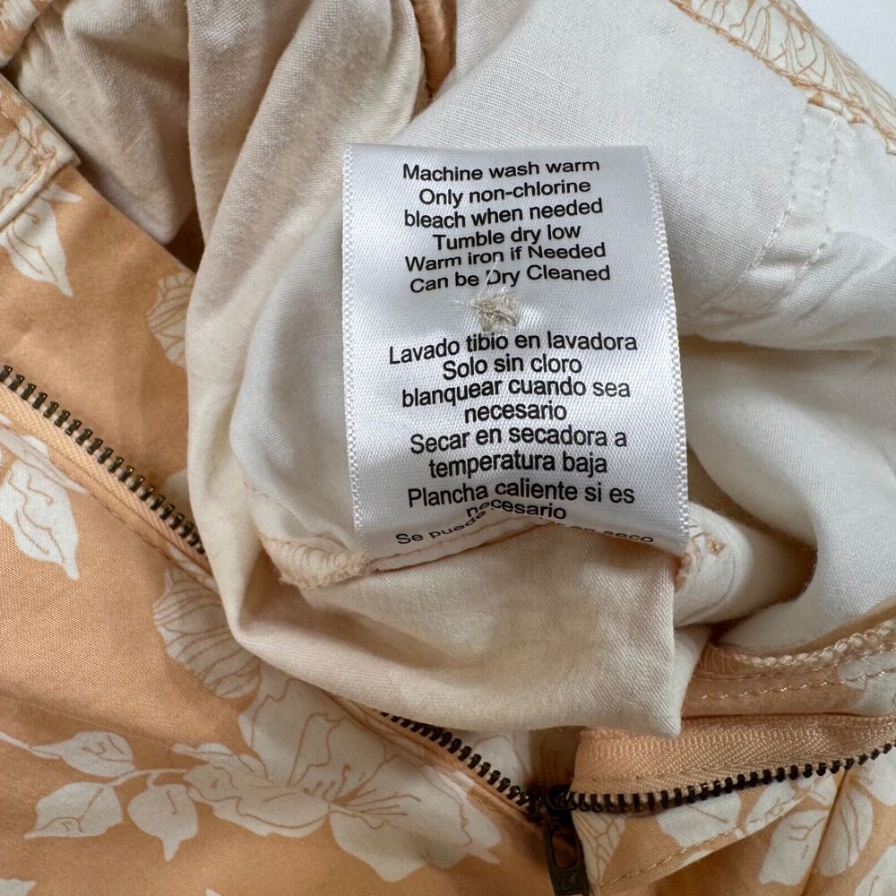 Jachs Girlfriend Women Sz M Shorts Zipper Tan Printed cream flowers Chino