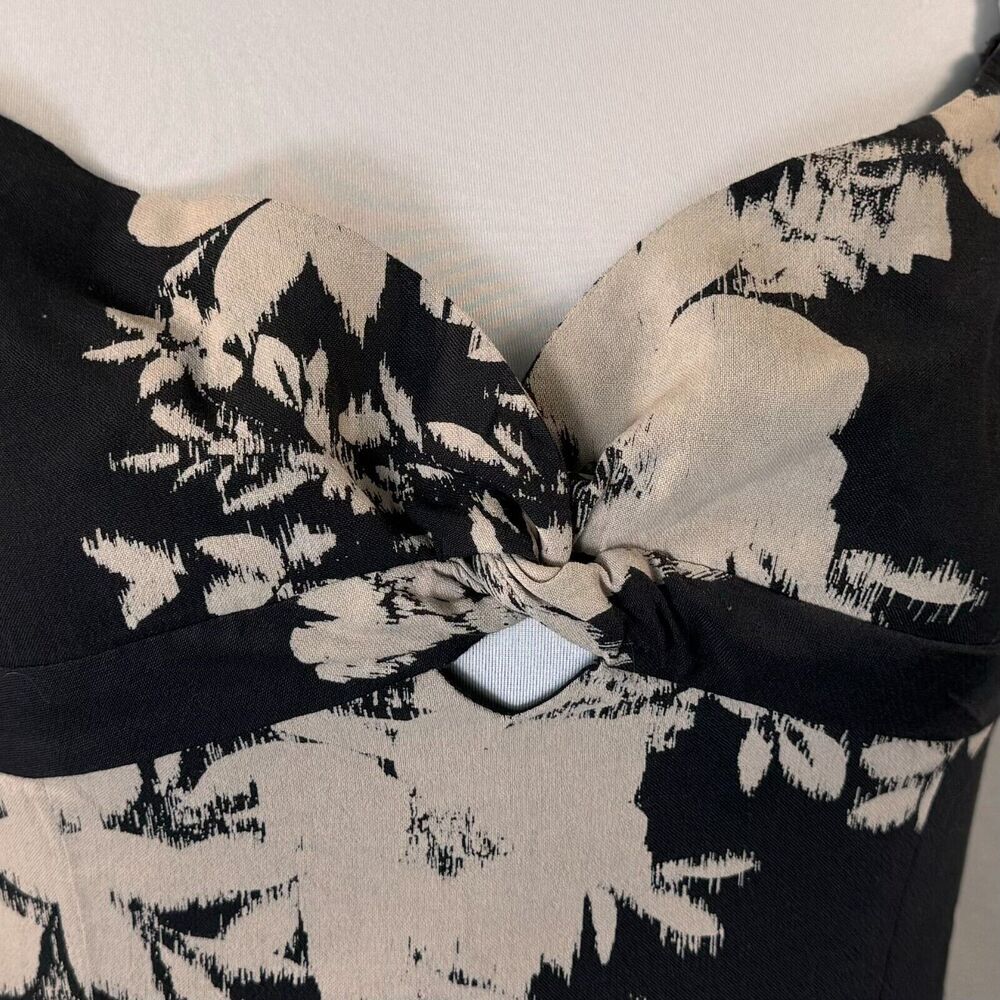 American Eagle Crop Top Sz M Ruched Back Sweetheart Neck Line Flutter Sleeve