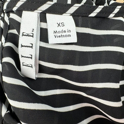 Elle Top Sz XS Flutter Sleeve Black White Stripes Round Neck Keyhole Side Slits