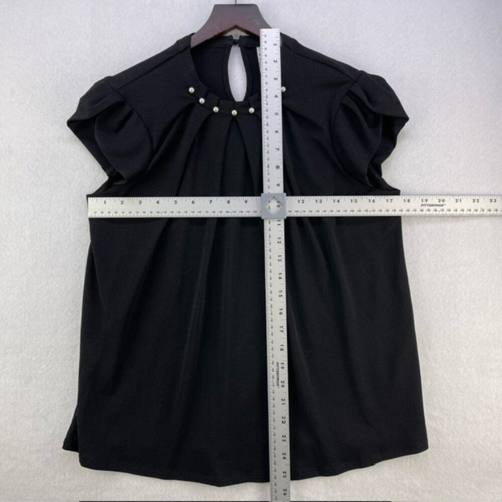 ELLE Blouse Women Sz Small Black Round neck with faux pearls petal short sleeves