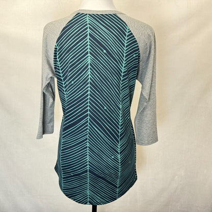LuLaRoe Top Sz XS Gray Blue Green Geometric Print Raglan 3/4 Sleeve Crew Neck