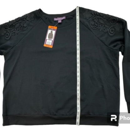 Gloria Vanderbilt Women Size XXL Black Sweater Lace Detail NWT