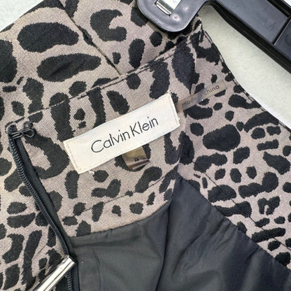 Calvin Klein Pencil Skirt Sz 4 zipper closure Taupe with black animal print